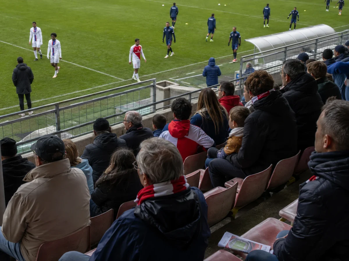 Monaco forsvarer tabelltoppen mot Strasbourg
