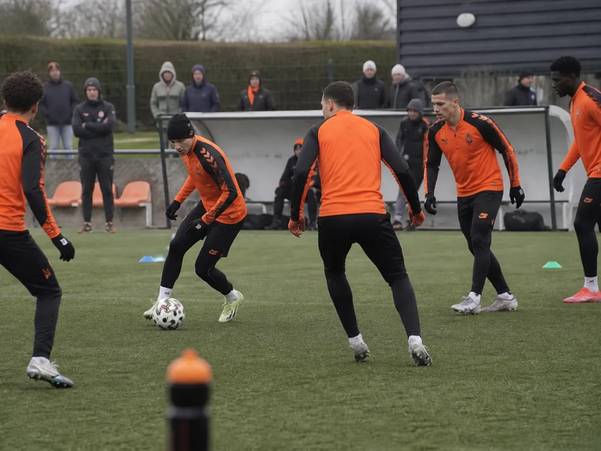 Lorient henter åtte spillere til kvinnelaget