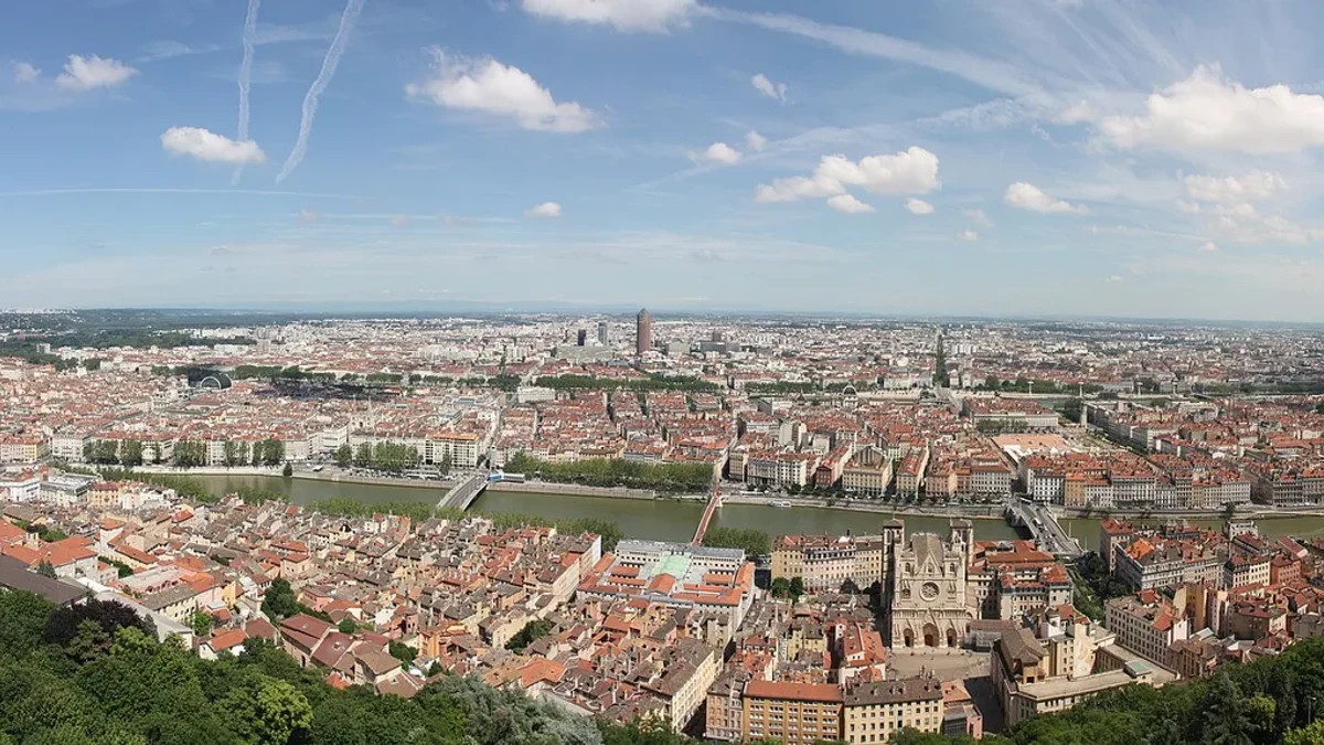 Lyon